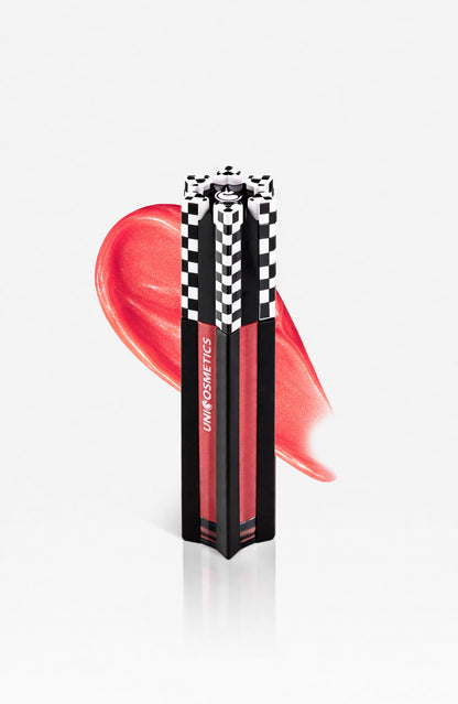 The Grand Pout  x Kelly Piquet