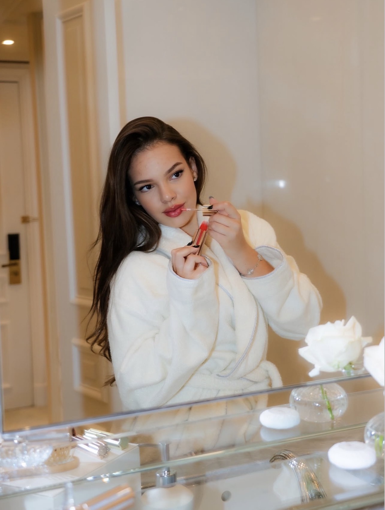 Vitamin E, Shea Butter, Jojoba